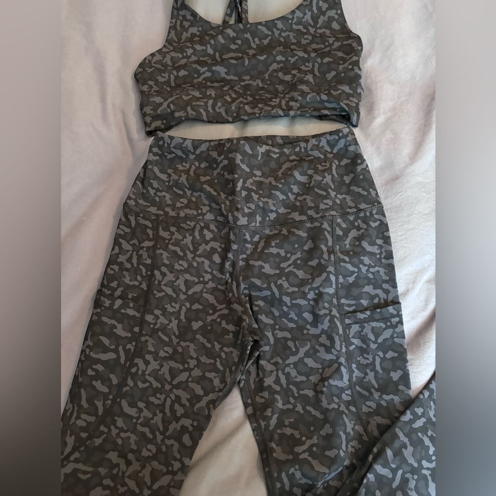 SALTY HONEY - workout set! - Picture 3 of 7